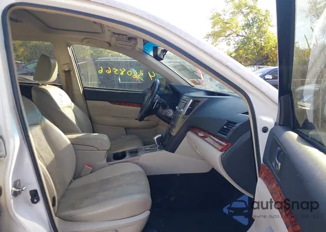 2012 Subaru Outback 3.6R Limited z USA, uszkodzony, nr VIN 4S4BRDKC3C2301170